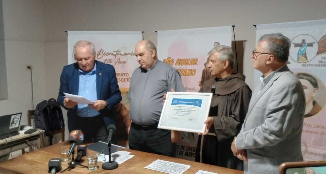 Anuncios y gestos institucionales en el marco del Bicentenario del natalicio de Esquiú